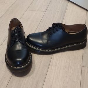 Dr. Martens Classic 1461 Black Loafers